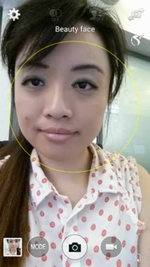 Învățarea de a face Selfi de la asiatici
