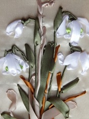 Broderie cu panglici - snowdrops - 24 iunie 2014 - clasa maestru - lumea creativității - concursuri pentru copii și