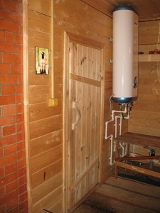 Încălzitorul de apă pentru saună dispune de încălzitor electric, foto și video