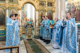 Întrebări despre tabără - prietenie, templul nikolo-georgievsky