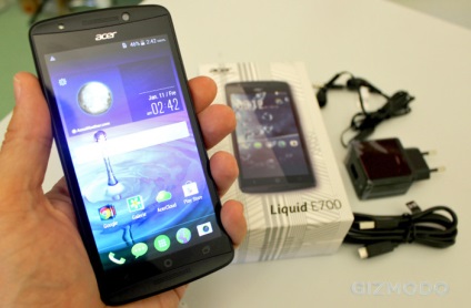 Acer lichid e700 - revizuirea unui smartphone simplu, dar multifuncțional