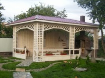 Pavilioane cu grătar cu proiecte proprii și desene de arbori, case frumoase cu grătar în fotografie