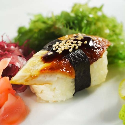 Efectuarea de sushi la tainele de gătit la domiciliu - rețete simple