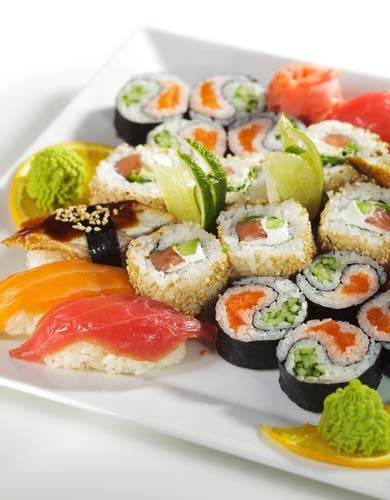 Efectuarea de sushi la tainele de gătit la domiciliu - rețete simple