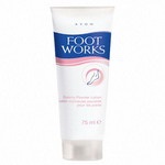 Piciorul execută o serie de picioare (nutriție, hidratare, peeling) - footworks - despre produsele avon - catalog