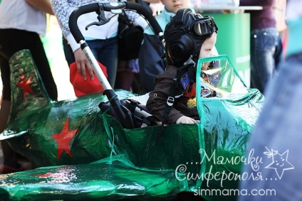 Rapoarte foto - paradă de cărucioare 2011 - rapoarte foto - arhivă