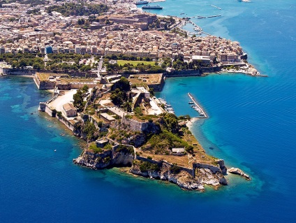 Unde este cel mai bun loc pentru a vă odihni pe cele mai bune plaje și stațiuni din Corfu, rambler