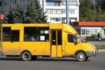 Hogyan fog járni taxik, villamosok és trolibuszok Húsvétra és emléknapok 