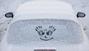Cum să scapi de problema înghețării ferestrelor în mașină