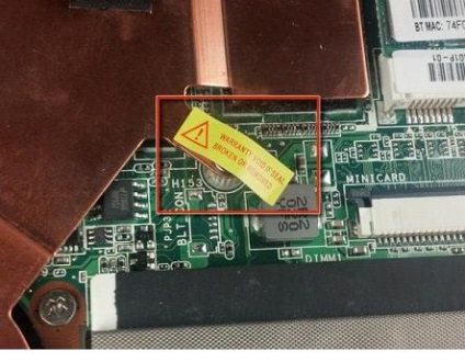 Hogyan kell szétszerelni a laptopot asus eee pc 1018p, tisztítsa meg a porból és cserélje ki a ventilátort