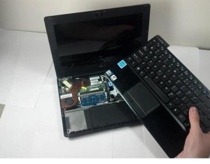 Cum să dezasamblați laptopul asus eee pc 1018p, curățați-l de praf și înlocuiți ventilatorul