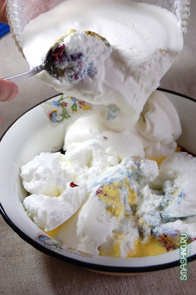 Hogyan készítsünk jégkrémet otthon nélkül fagylalt készítő