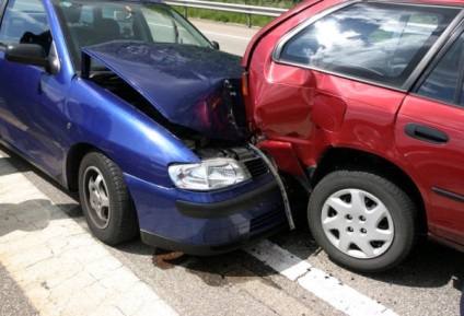 Cum de a recupera daunele materiale de la vinovatul accidentului