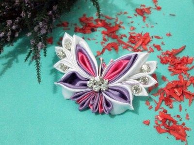 Kanzashi - clasa master fluture din panglici din satin cu video