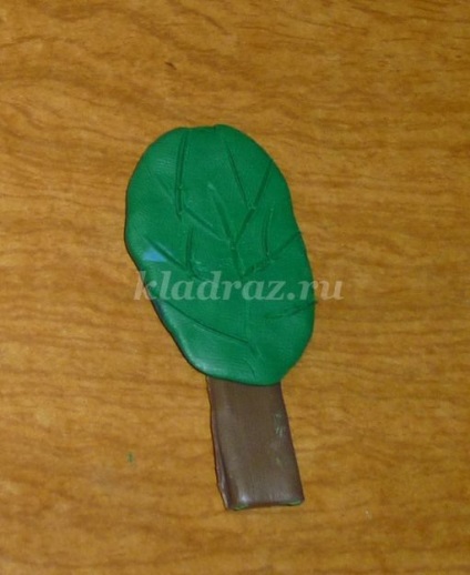 Colectarea padurilor din plasticina pentru copiii de 5-7 ani