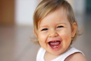 Copilul 8 luni cum să organizeze îngrijirea și să asigure dezvoltarea copilului