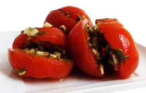 Marinate tomatoes 