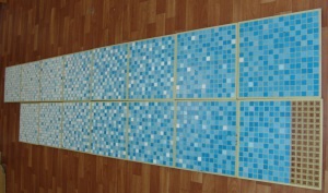 Mozaic-stretch-out din dale de mozaic de sticlă