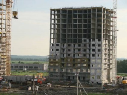 În ce stadiu de construcție este mai profitabil și mai sigur să achiziționați locuințe de la o companie de dezvoltatori?