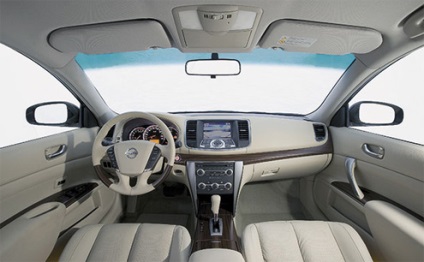 Revizuirea nissan teana j32, noul Nissan Tiana 2013, dimensiunile corpului teana, trunchiul interior,