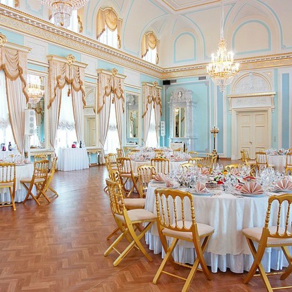 Szállodák a szervezet az esküvő Szentpéterváron (St. Petersburg)