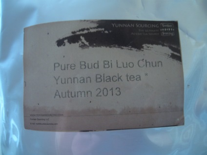 Cumpărați diferite tipuri de ceai în magazinele online din Anglia și China