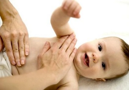 Köldöksérv csecsemők Top 5 tipp az anya