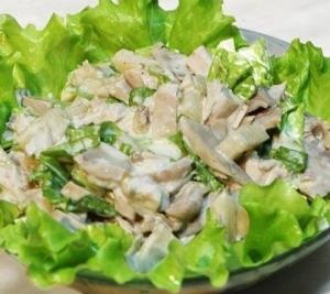 Salata de retete cu pui si ciuperci