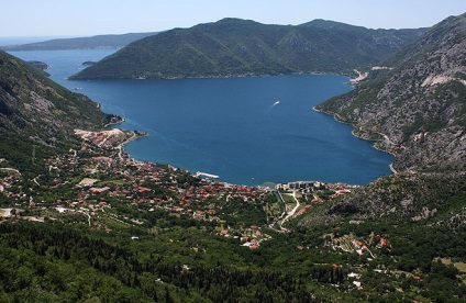 Risan - ghid, fotografie, vizitarea obiectivelor turistice