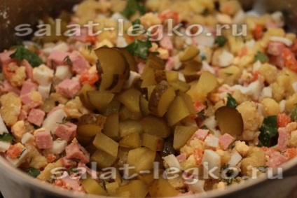 Salată - Olivier, rețetă cu cârnați fără mazare