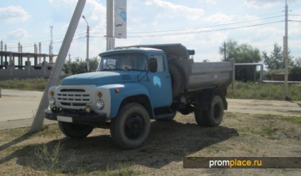 Basculantă zil 130 - un camion familiar tuturor