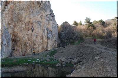 Rock piatra roșie (Kyzyl-tash munte) în Crimeea fotografie cum să obțineți, descriere