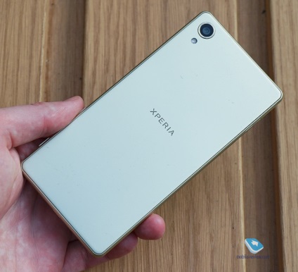 Sony xperia x - primul aspect