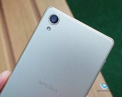 Sony xperia x - primul aspect