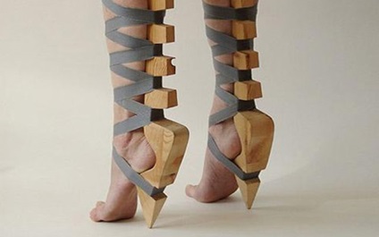 Pantofi de designer ciudat de moda care te vor face sa zambesti
