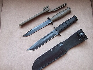 Taktikai és harci késsel