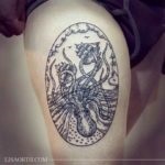 Tatuaj gravuri schițe, caracteristici de stil, fotografii inspirationale