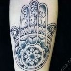 Tatuaje de mână hamsa - fotografie și precizie de tatuaj