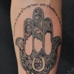 Tatuaje de mână hamsa - fotografie și precizie de tatuaj