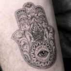 Tatuaje de mână hamsa - fotografie și precizie de tatuaj