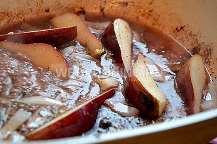 Salată de ficat caldă de pui cu rețetă de pere, cu fotografie cum să gătești