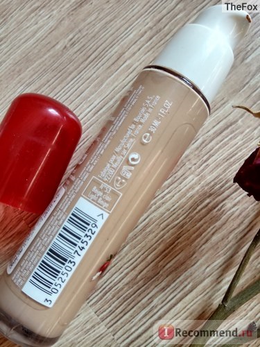 Crema tonică Bourjois se amestecă bine cu gel seric - 