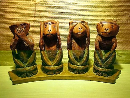 Trei maimuțe înțelepte sunt de fapt patru!