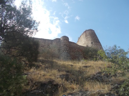 Războaiele voastre ne distrug simfoniile! »(Notează Tbilisi