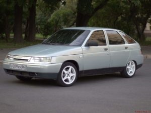 VAZ-2112 sau un hatchback anterior, care este mai bun și decât, recenzii