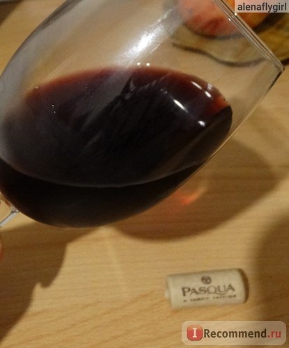 Vin roșu semi-uscat pasqua merlot delle venezie, igt - 