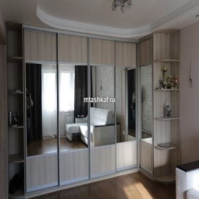 Built-in compartiment dulap cu propriile mâini leurua merlen și prețurile