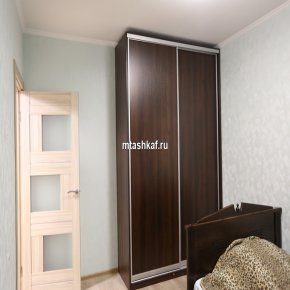 Built-in compartiment dulap cu propriile mâini leurua merlen și prețurile