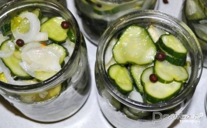 Snack uborka és a hagyma a téli - lépésről lépésre recept fotók