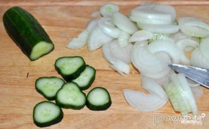 Snack uborka és a hagyma a téli - lépésről lépésre recept fotók